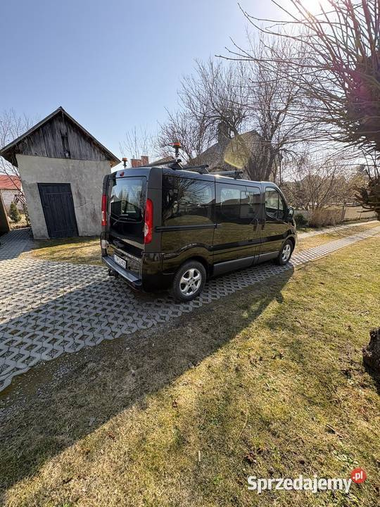 Opel Vivaro Tour Zadbany 9cio osobowy