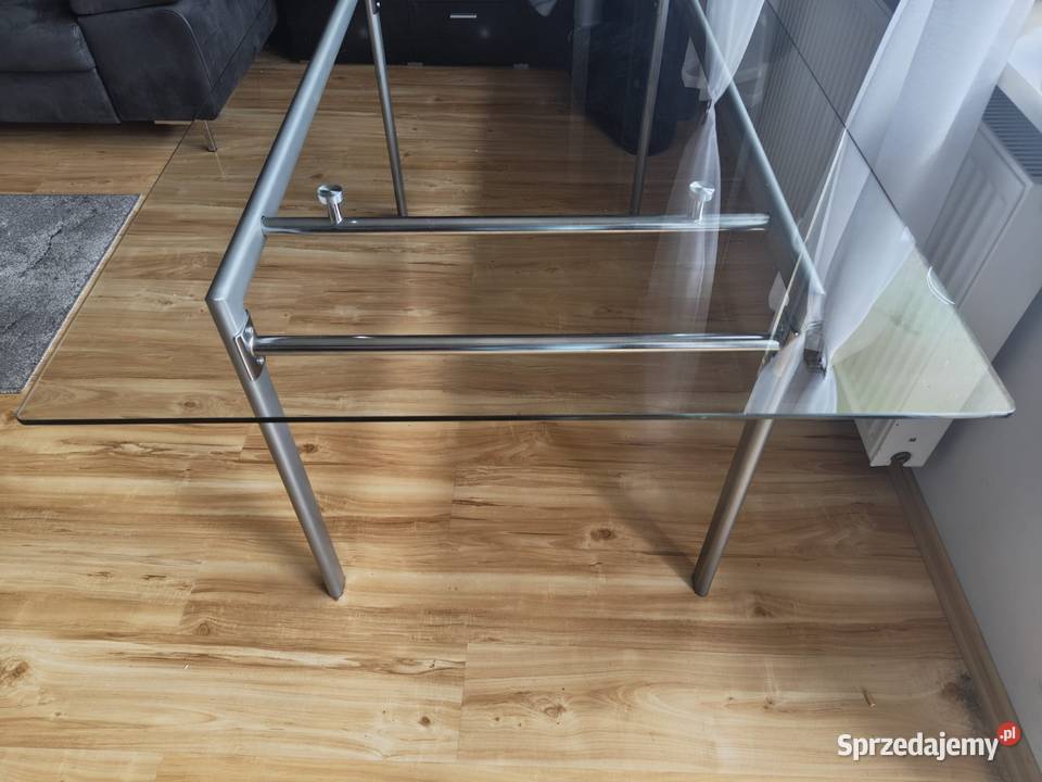 Zestaw stół szklany i 4 eleganckie czarne Suwałki sprzedam