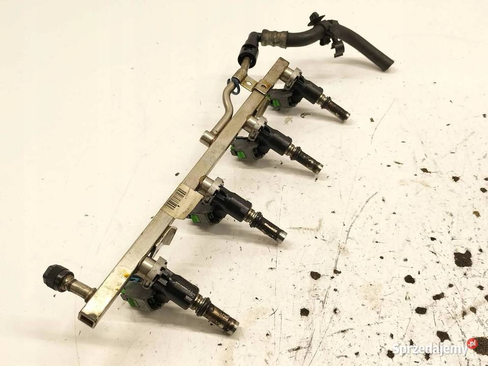 LISTWA WTRYSKOWA 55559375 16 16V Opel Astra III sprzedam