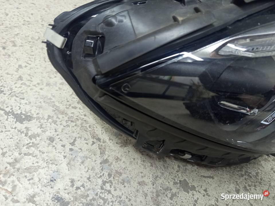 Reflektor prawy Merc c klasa LED 21 roku org Rzeszów