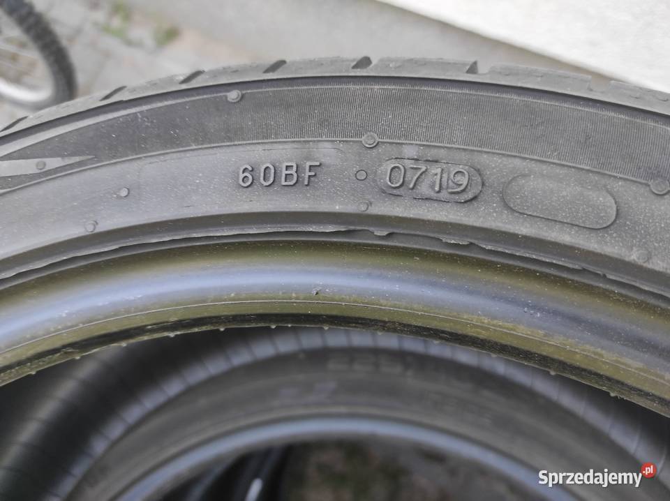 Opony Nokian powerproof 22540 na 18 Nokian sprzedam