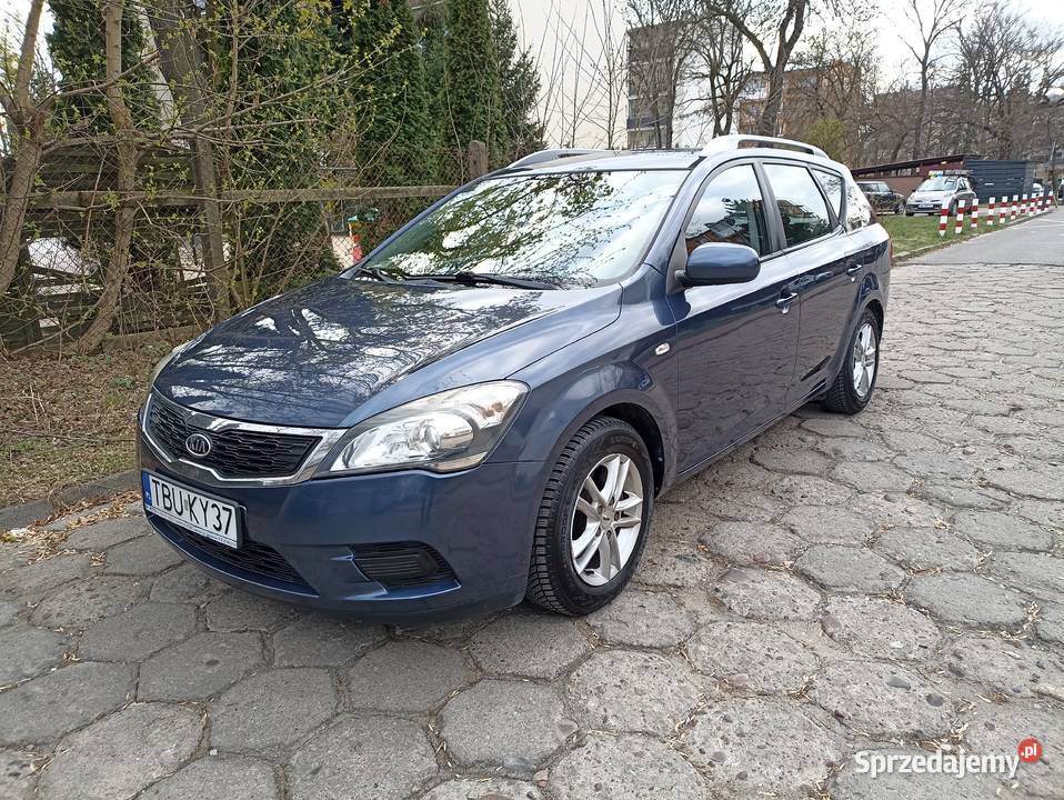 Kia Ceed 16 116 Crdi Kombi 2010 nowe opony mazowieckie Legionowo