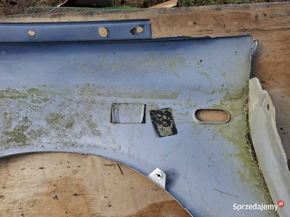 Błotnik Prawy Przód Volkswagen Golf 3 III