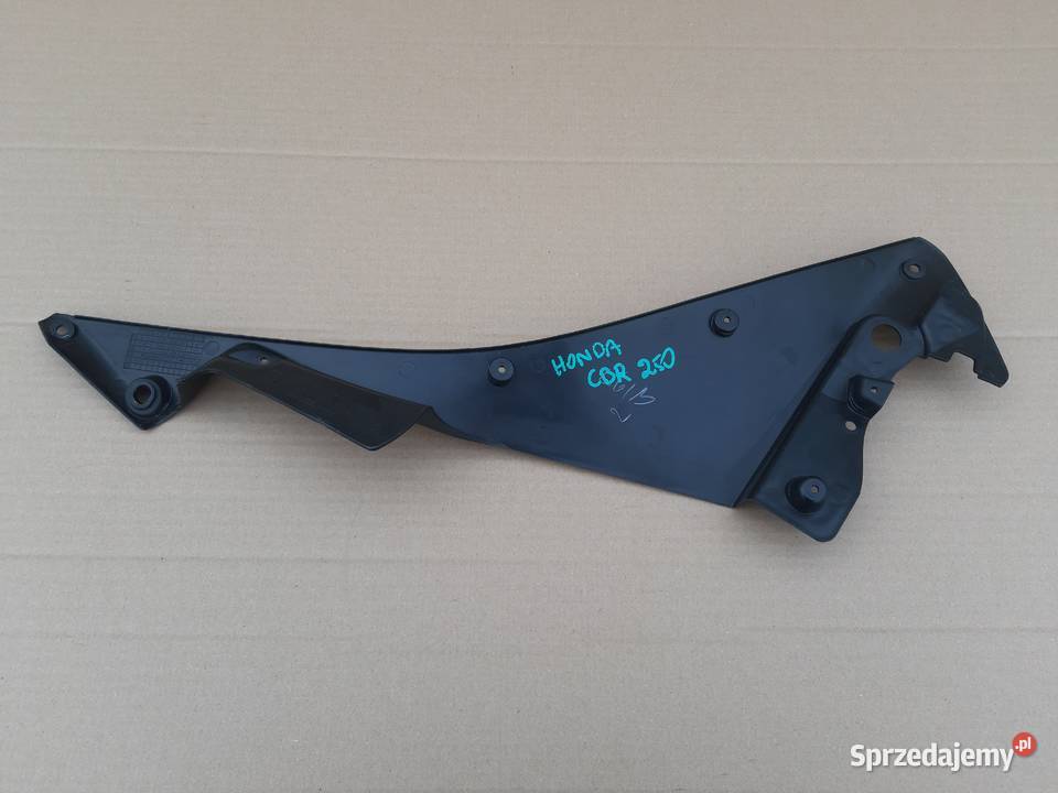 HONDA CBR 250 125 WYPEŁNIENIE OWIEWKI LEWE Plastiki Trzciel