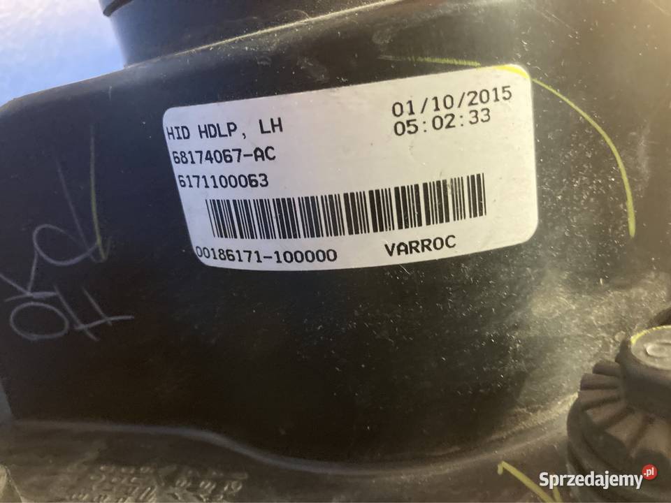 Varroc Lampa Dodge Challenger lewa przednia bi Części samochodowe Opole