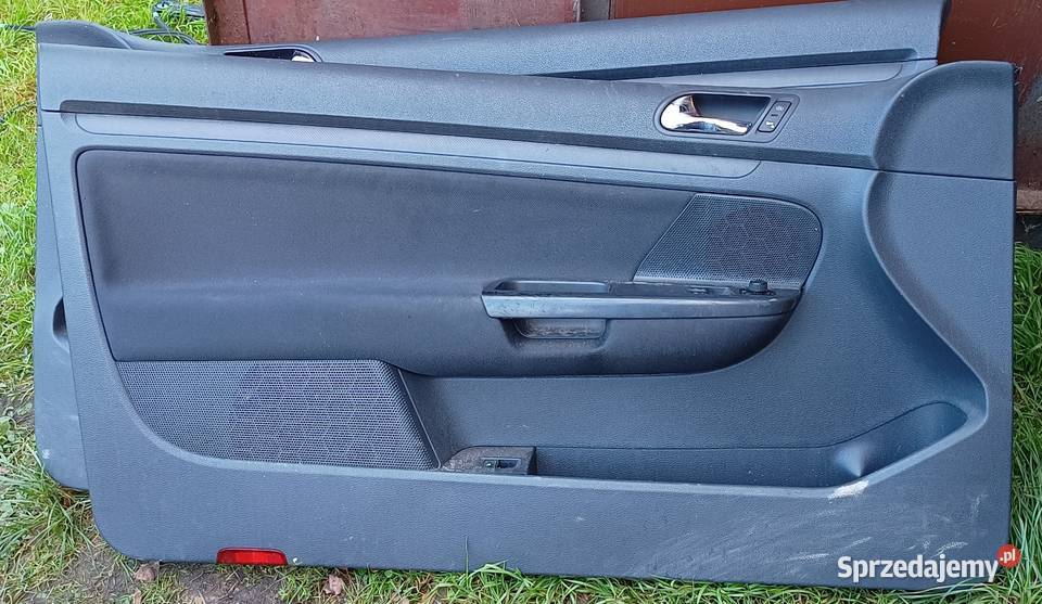 Volkswagen Golf 5 tapicerka drzwi boczki 3d Kłodzko