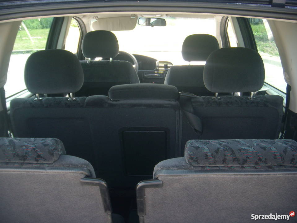 Opel Zafira 18 benzynagaz 7 osobowy