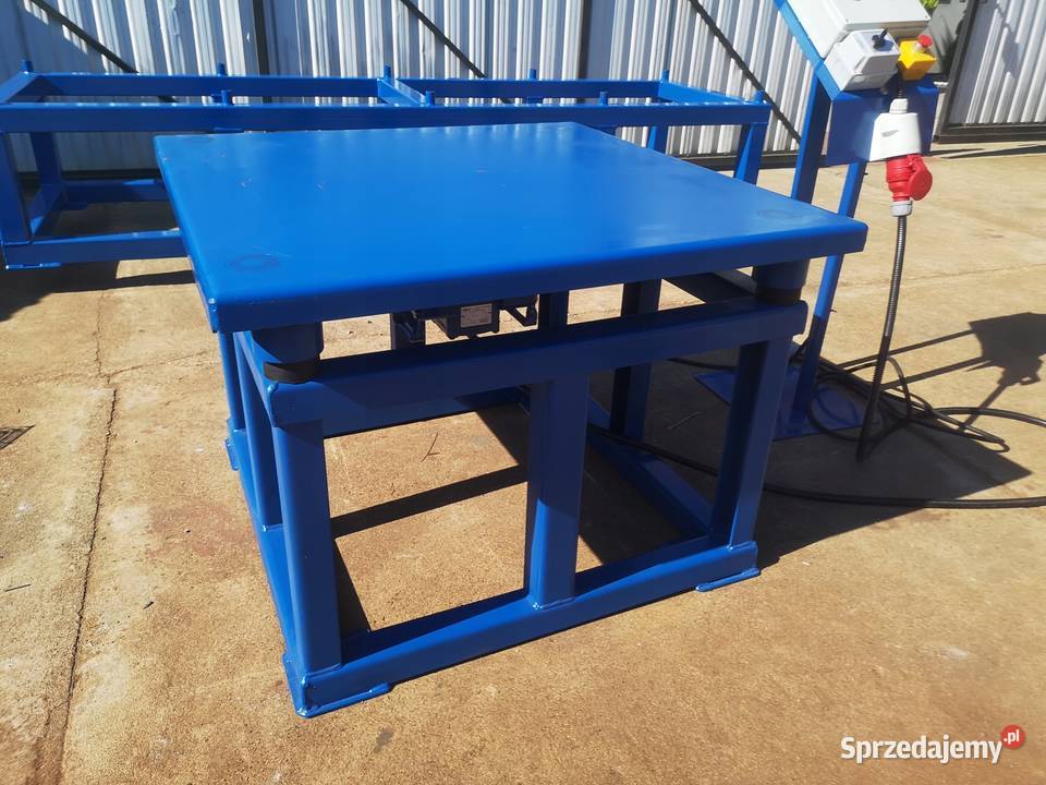Stół wibracyjny 120 x 120 KARKON Indukta Golub-Dobrzyń sprzedam