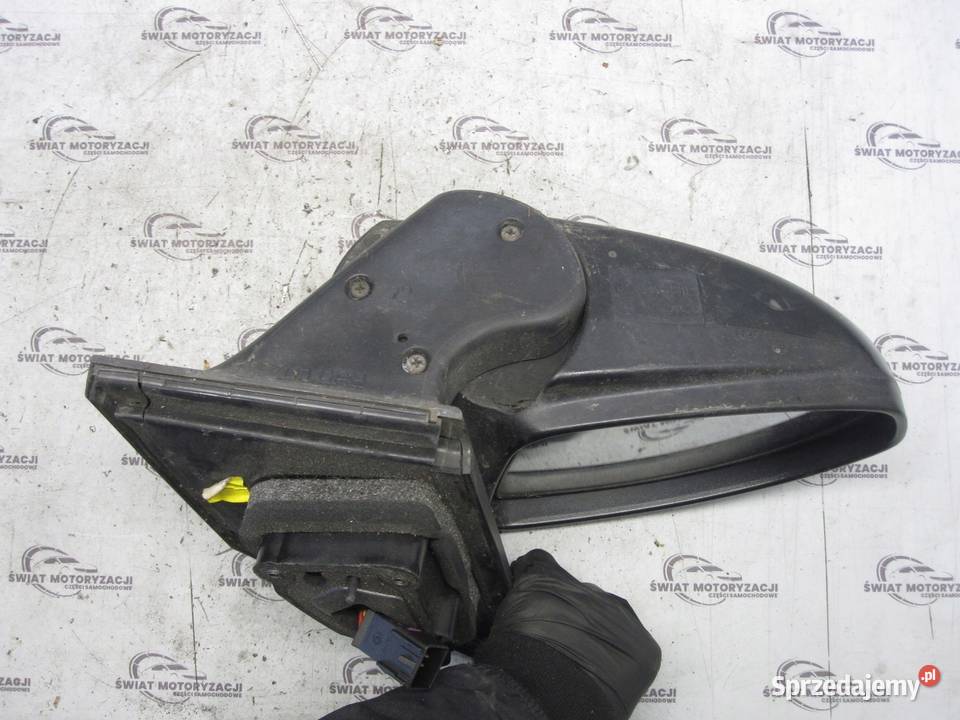 CHEVROLET CRUZE I 11r lusterko lewe E13027379 5 osobowe Kielce sprzedam