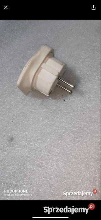 Adapter gniazdo angielskie na wtyk polski z