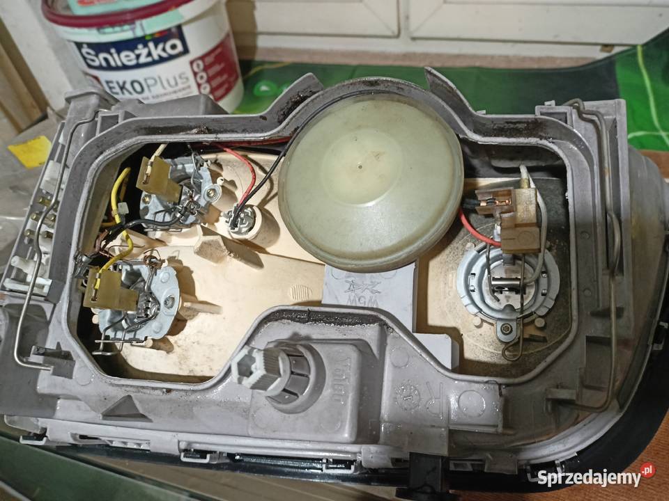 Mercedes W202 lampy przód prawa reflektor Skarżysko-Kamienna