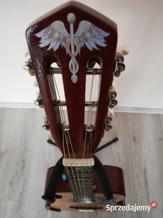 Sprzedam gitarę akustyczną Gitary i akcesoria łódzkie Tomaszów Mazowiecki