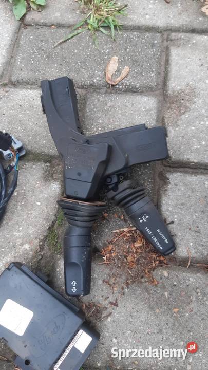 Zestaw sterowania radiem z kierownicy Ford