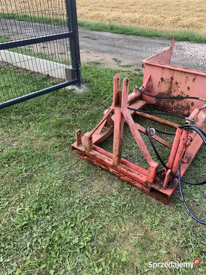Łyżka hydrauliczna do traktora widlaka Unisław