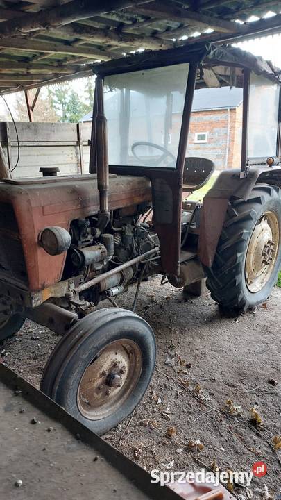 Sprzedam ciągnik Ursus C330 i maszyny rolnicze Czyżew
