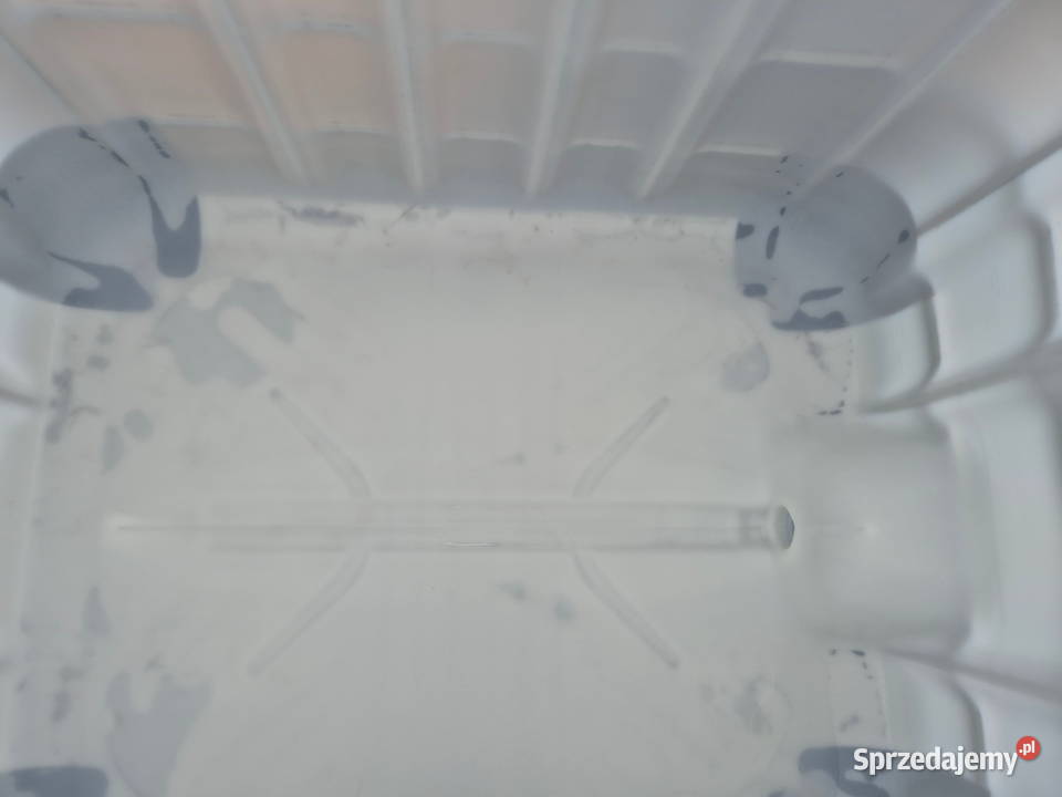 CZYSTY mauzer 1000 litrów zbiornik mauser Bucze