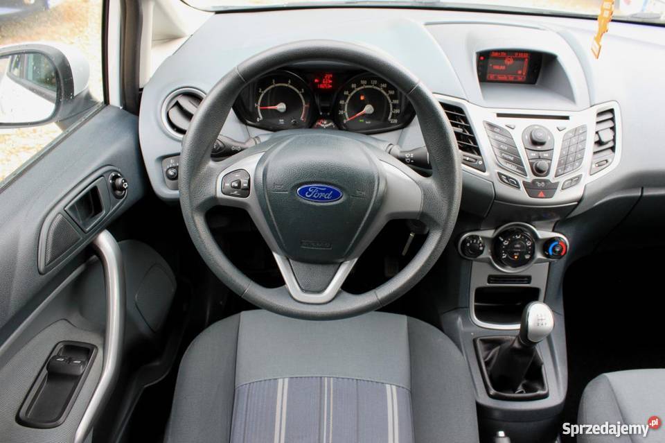 Do sprzedania Ford Fiesta bialy światła przeciwmgłowe Fiesta Sosnowiec