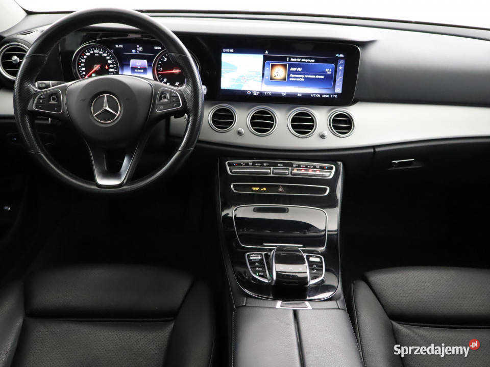 Mercedes E E 200 d szyberdach Bielany Wrocławskie