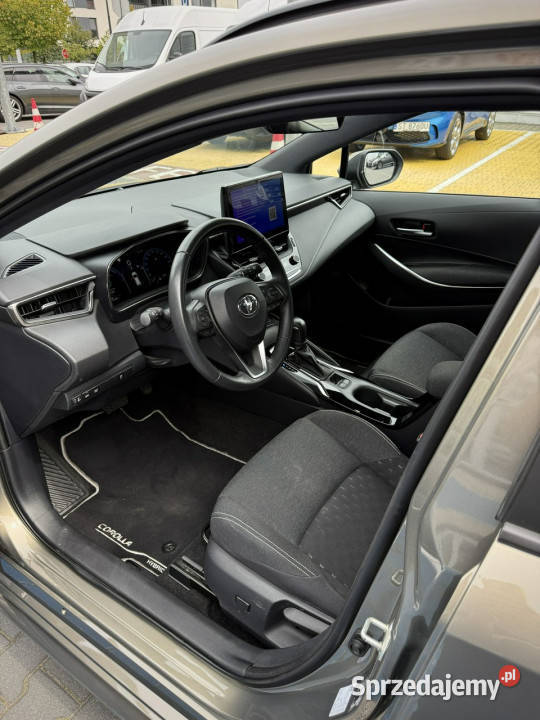 Toyota Corolla bezwypadkowy serwisowany E21 2019 isofix Tychy