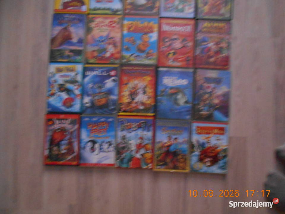 Przenośny odtwarzacz dvd z filmami DVD i Blu-ray