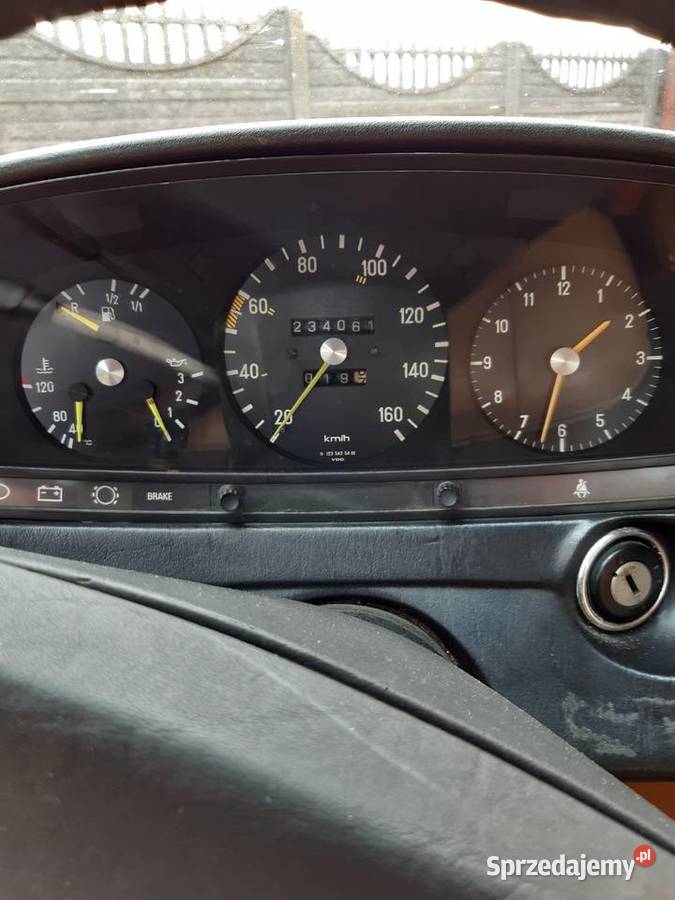 Mercedes w123 z Kalifornii Klimatyzacja Zamiana Rok produkcji 1979 Kielce