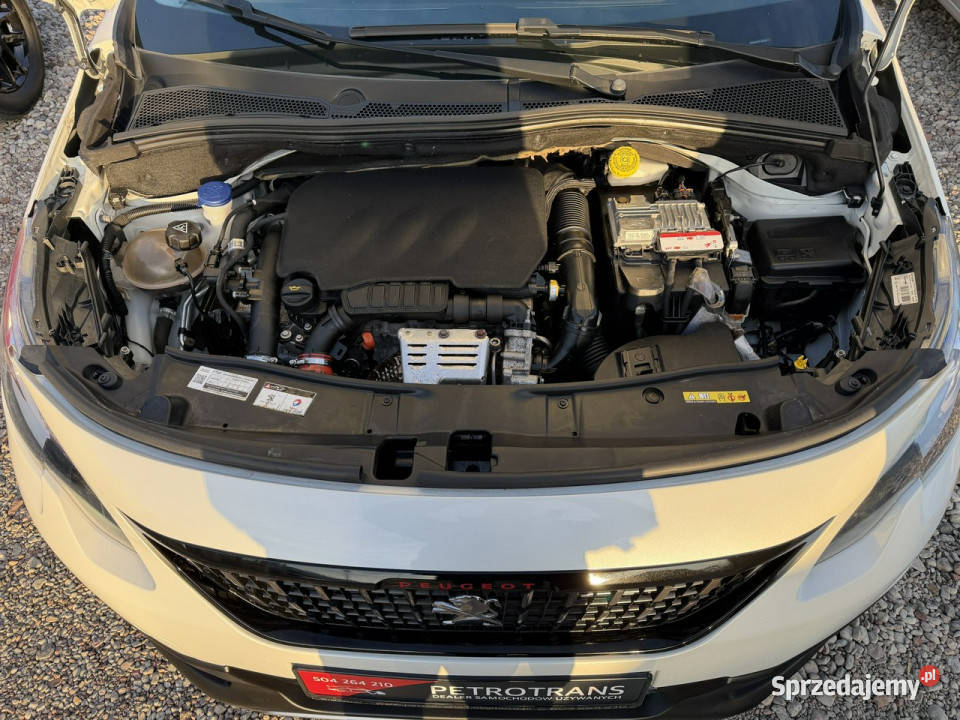 Peugeot 2008 12 110 LED GTLINE Nawigacja 1199cm3 sprzedam