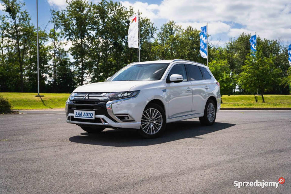 Mitsubishi Outlander 24 PHEV