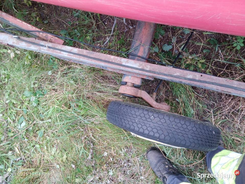 Przyczepka podwozie do transportu materiałów Piła
