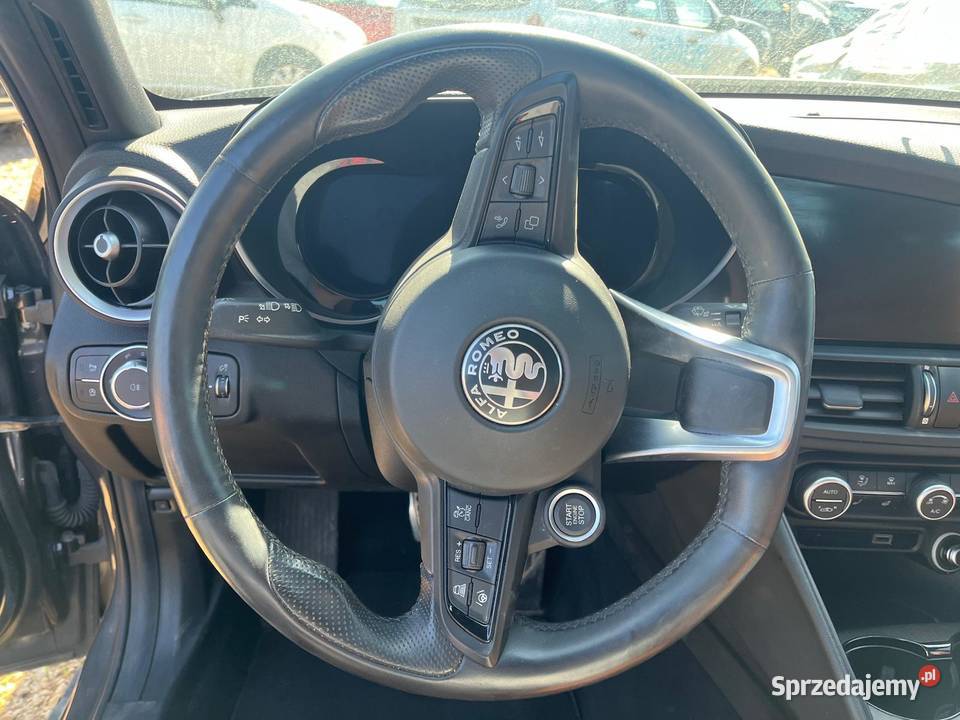 ALFA ROMEO Giulia 22 JTDm 210 T Q4 AT8 GN610 Katowice