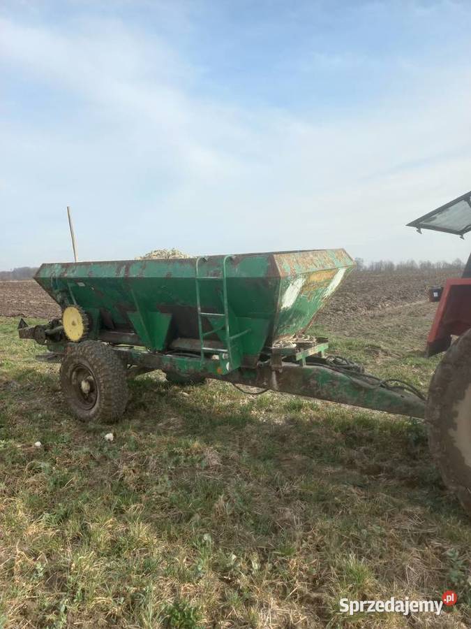 Rozsiewacz do wapna rcw 5 nieuszkodzony sprzedam