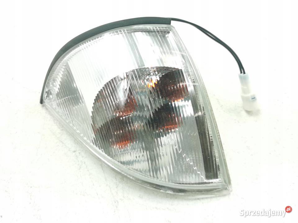 KIERUNKOWSKAZ PRAWY PRZÓD SUBARU JUSTY II 2003 Kierunkowskazy