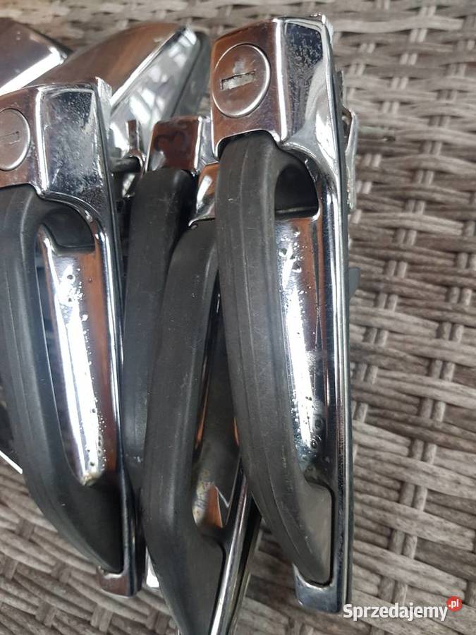 Mercedes 123UchwytKlamka zewnętrznaChrom klamki sprzedam