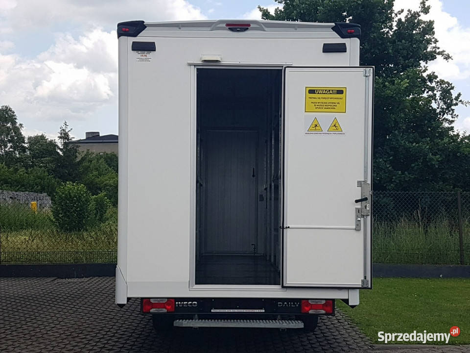 Iveco Daily KONTENER NISKOPODŁOGOWY 443x223x242 śląskie Poręba