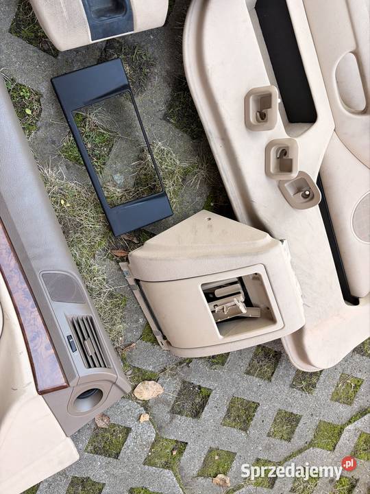 Boczki drzwi BMW E39 rolety tunel BMW E39 Płock sprzedam