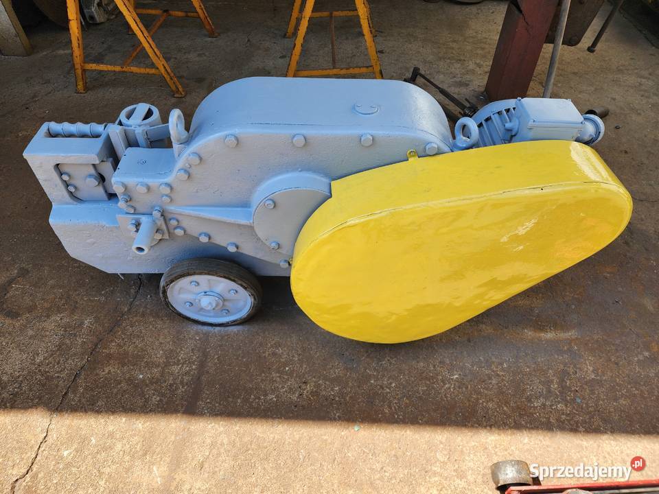 Nożyce mechaniczne ZREMB gilotyna NM 440 do Produkcja