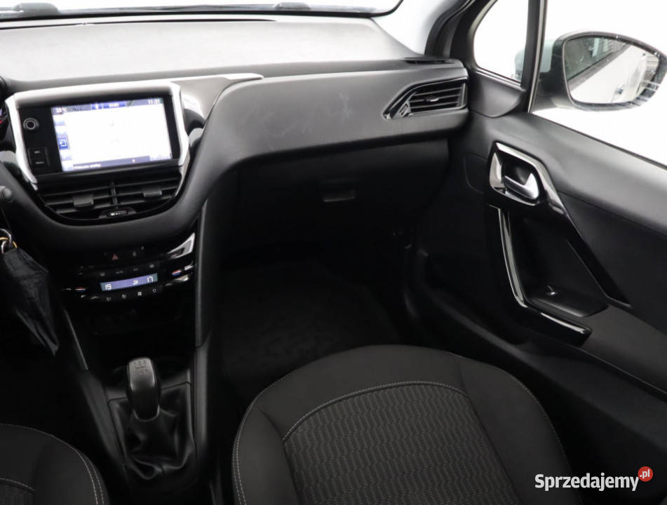 Peugeot 208 12 PureTech manualna Bielany Wrocławskie sprzedam
