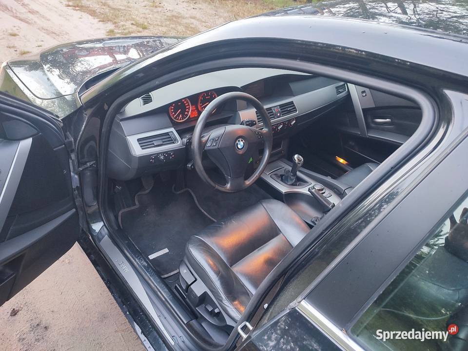 BMW E61 25 b Rok produkcji 2007 świętokrzyskie