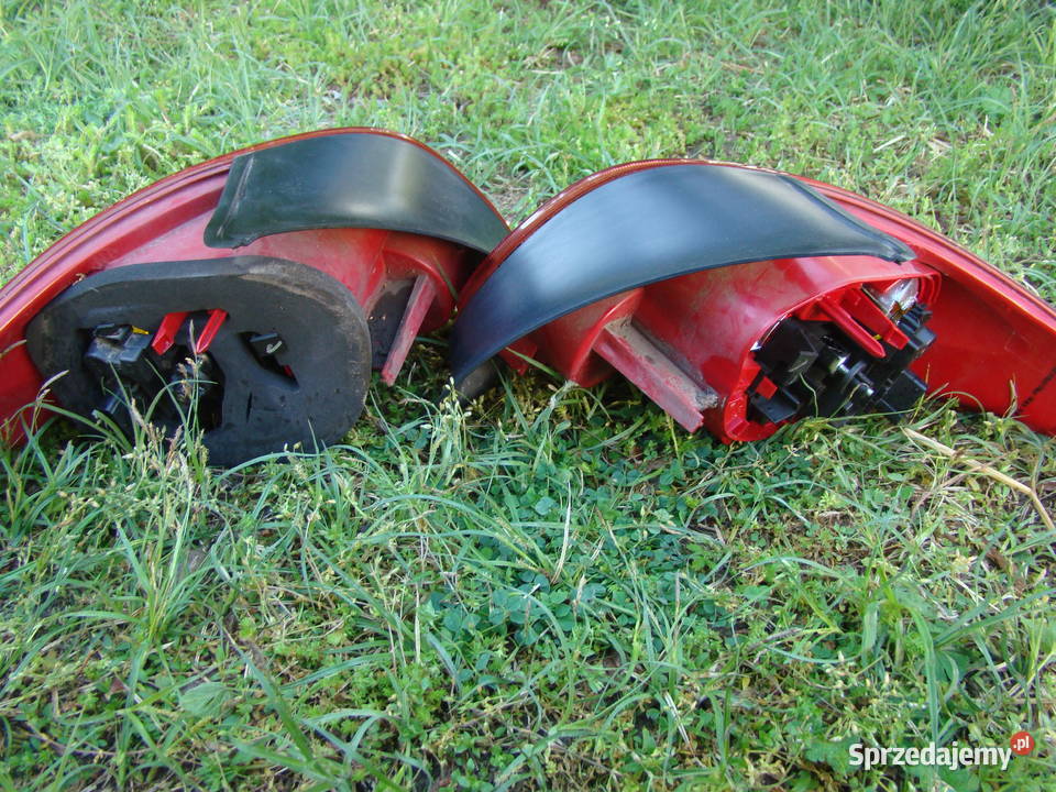 lampy lampa tył tylna tylnia peugeot 206 FL Korzeńsko