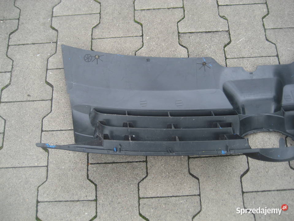 vw t5 lift 1015r atrapa grill 7e0853653 osobowe Atrapy Rakoniewice sprzedam