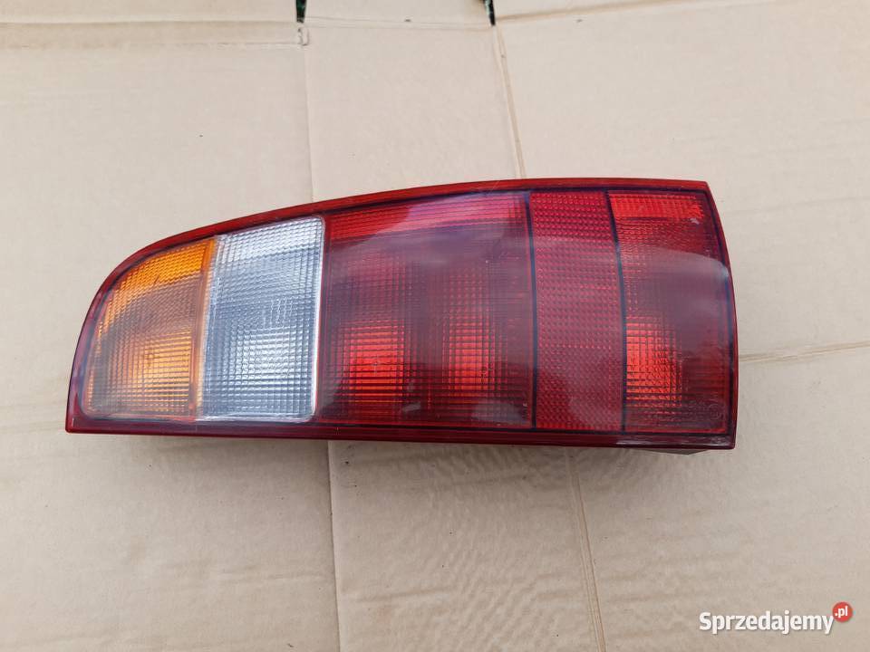 Polo III Kombi lampa tyl tylna prawa Oryginal Mińsk Mazowiecki