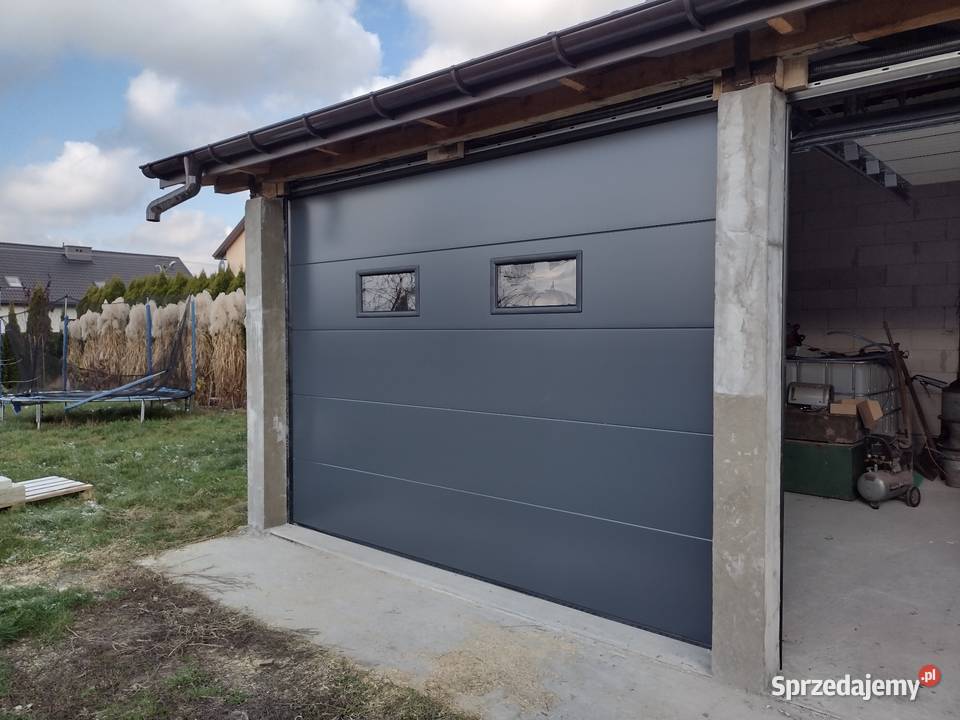 Brama garażowa segmentowa Antracyt 2750x2250 z Rolety zewnętrzne Lubartów