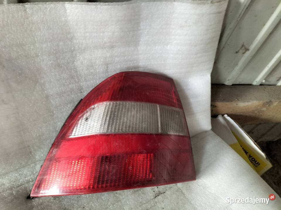 OPEL VECTRA B LAMPA TYŁ TYLNA LEWA Lewe Oświetlenie Kamień-Kolonia sprzedam