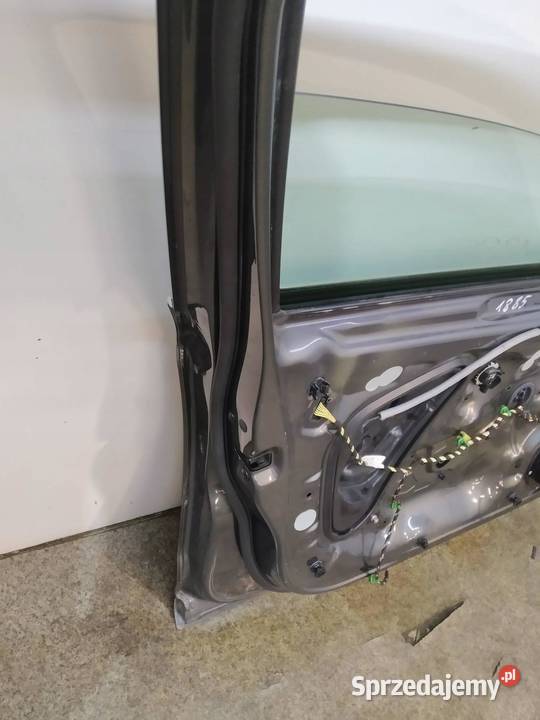 DRZWI LEWE PRZÓD SZARE VW Volkswagen Passat VIII