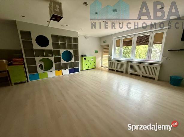 Budynek przedszkolażłobka na sprzedaż mieszkalny Kramsk