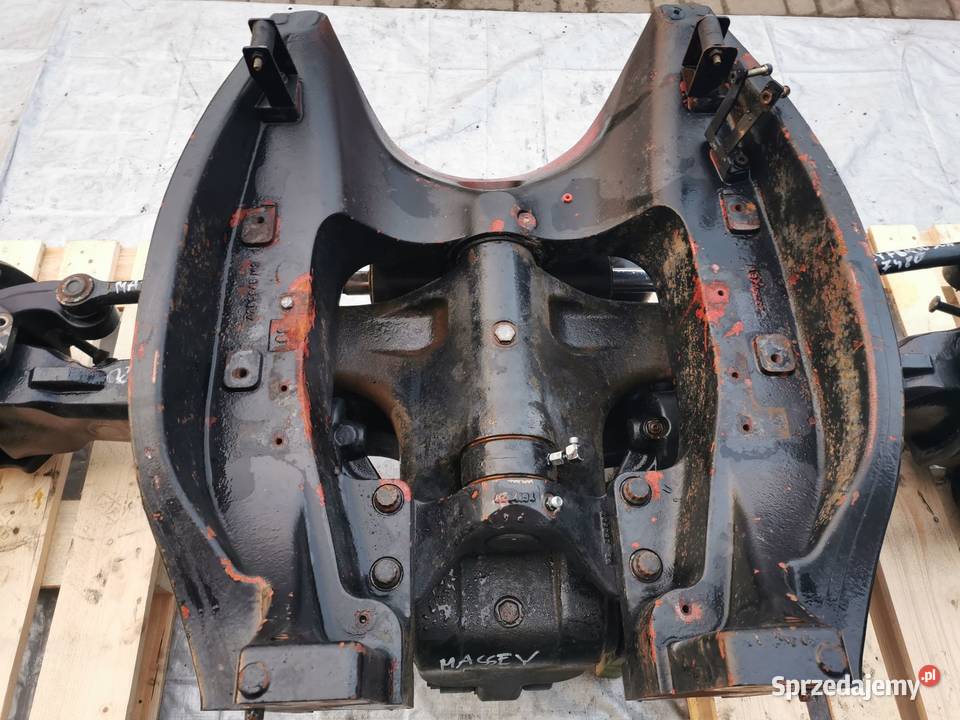 Wałek ataku Koło talerzowe Massey Ferguson 7480