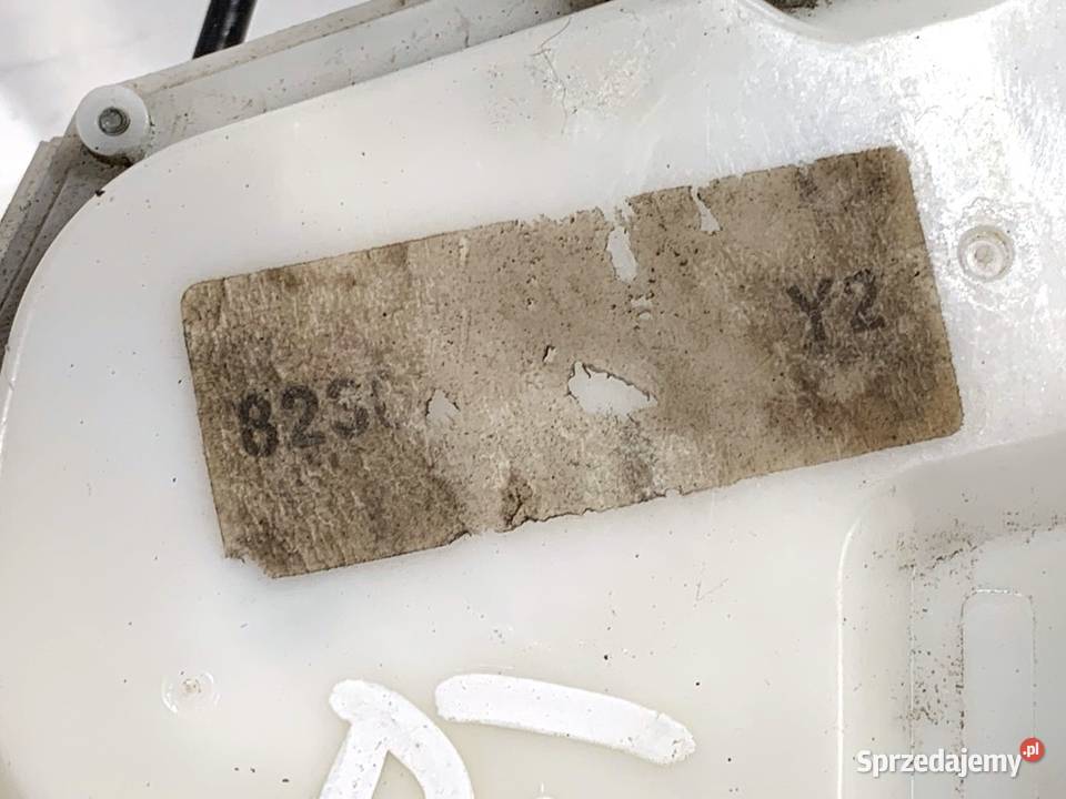 ZAMEK DRZWI PRAWY TYŁ SUZUKI SX4 Crossover