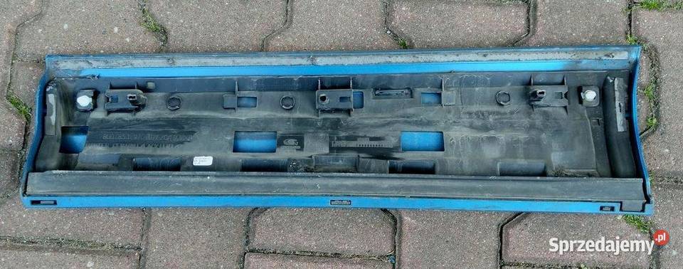 AUDI Q3 8U0 LIFT LISTWA DRZWI PRAWA TYŁ