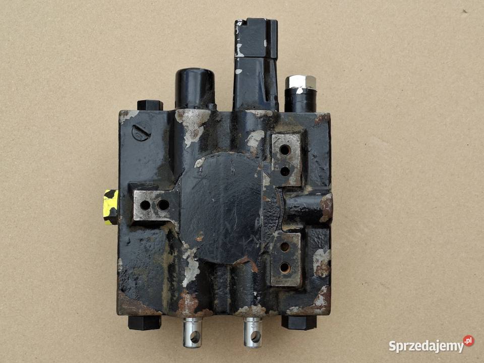 HOLLAND ŁADOWARKA CZOŁOWA ZAWÓR STERUJĄCY NORD