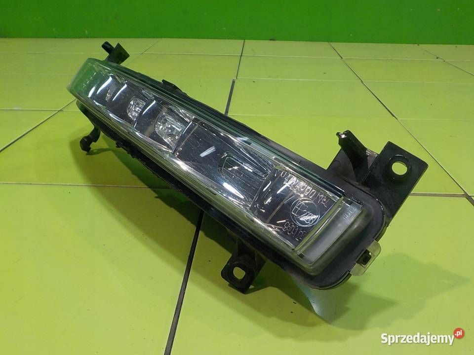 CITROEN C4 PICASSO LIFT 12r 5D lampa DRL lewa Suków