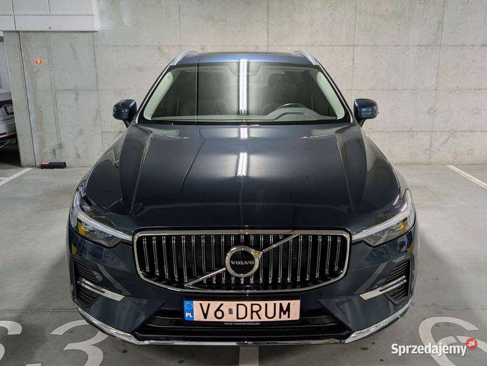 Volvo XC60 2022 • B6 AWD • Inscription • Panoramiczny dach • HAK • GAZ Stan
